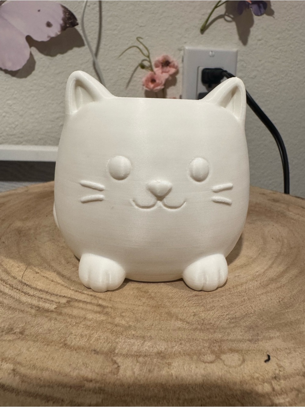 White Cat flower pot vase - Decorative Home Accent
